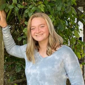 Meet your Posher, Kelli